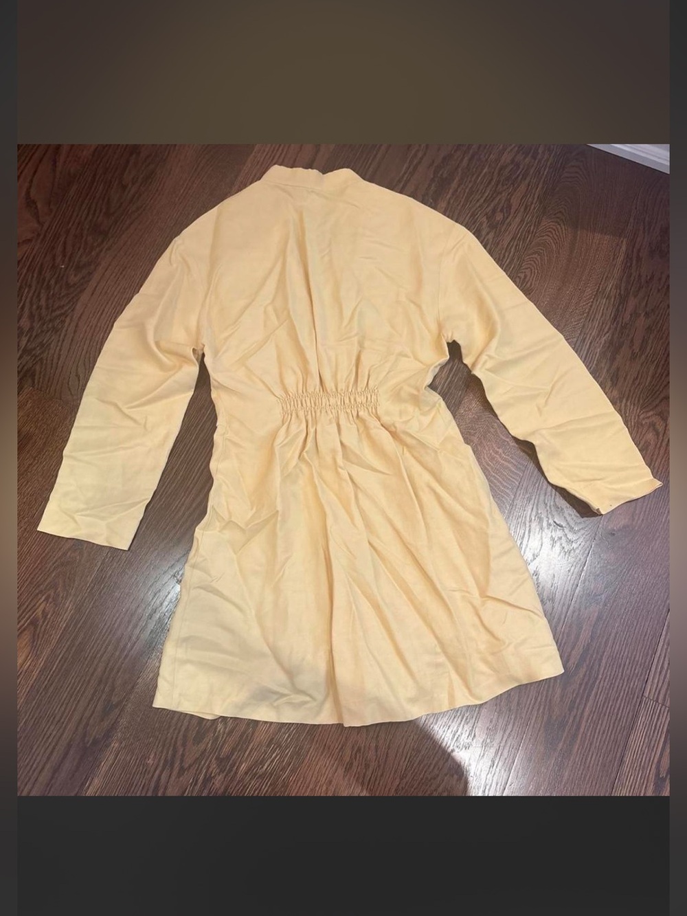 Sandro Yellow Linen Mini Dress with Long Sleeves and Twist Front - Picture 3 of 6